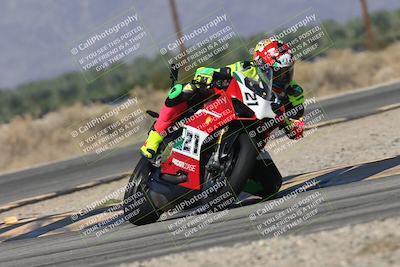 media/Oct-13-2025-Moto Forza (Mon) [[a66d839500]]/3-B Group/Session 3 (Turn 16)/